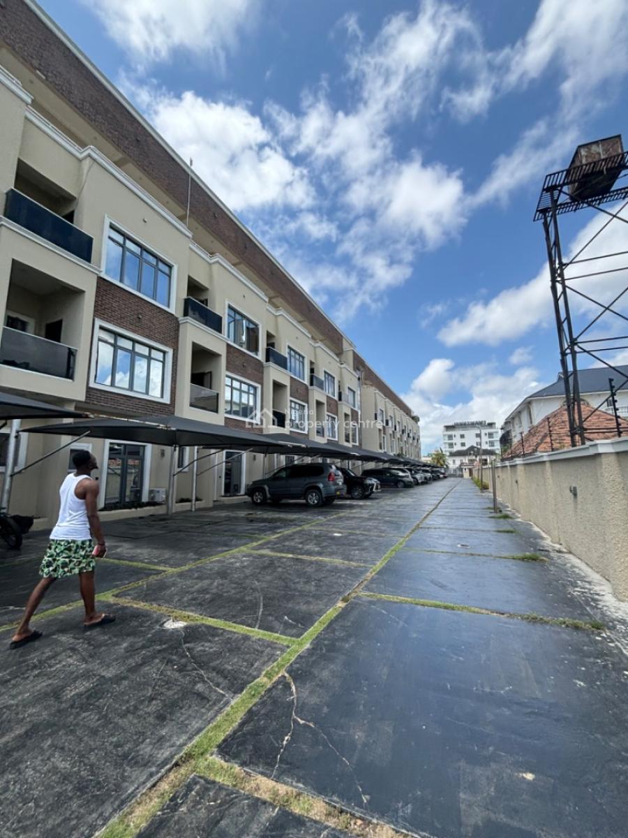 Water Front 4 Bedrooms Terraced with a Bq, Lekki Phase 1, Lekki, Lagos, Terraced Duplex for Rent