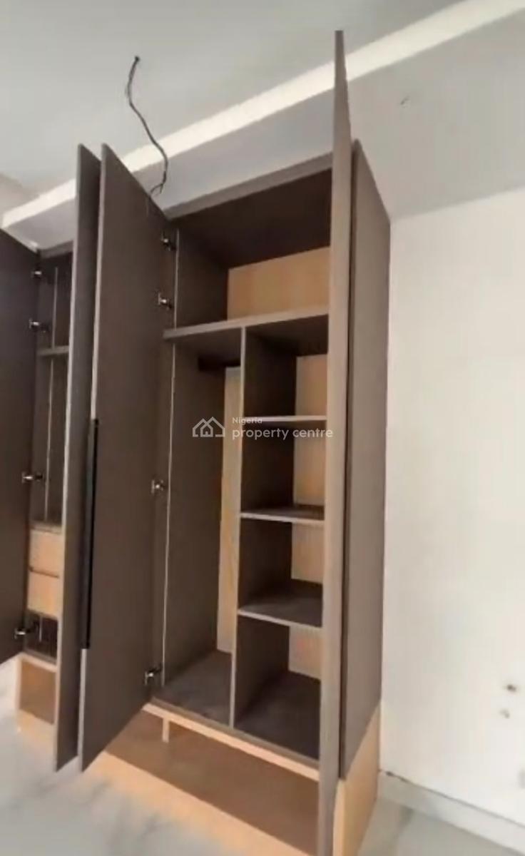 4-bedroom Penthouse 700sqm on 3 Floors Offers a Private Enclave, Old Ikoyi, Ikoyi, Lagos, Flat / Apartment for Sale