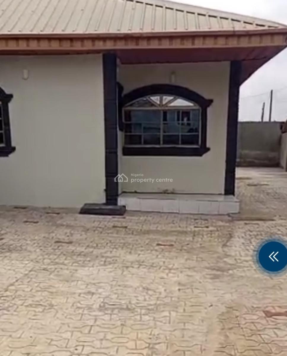 a Unit of 3 Bedroom  2 Bedroom and Miniflat, Lambe,ogun State100m with Survey ,receipt and Deef of Sale, Akute, Ifo, Ogun, Detached Bungalow for Sale