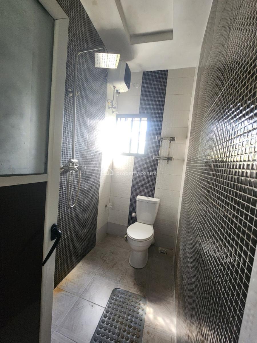 a Standard Selfcontained Apartment, Ring Road 3, Off Nwaniba, Uyo, Akwa Ibom, Self Contain (single Rooms) for Rent