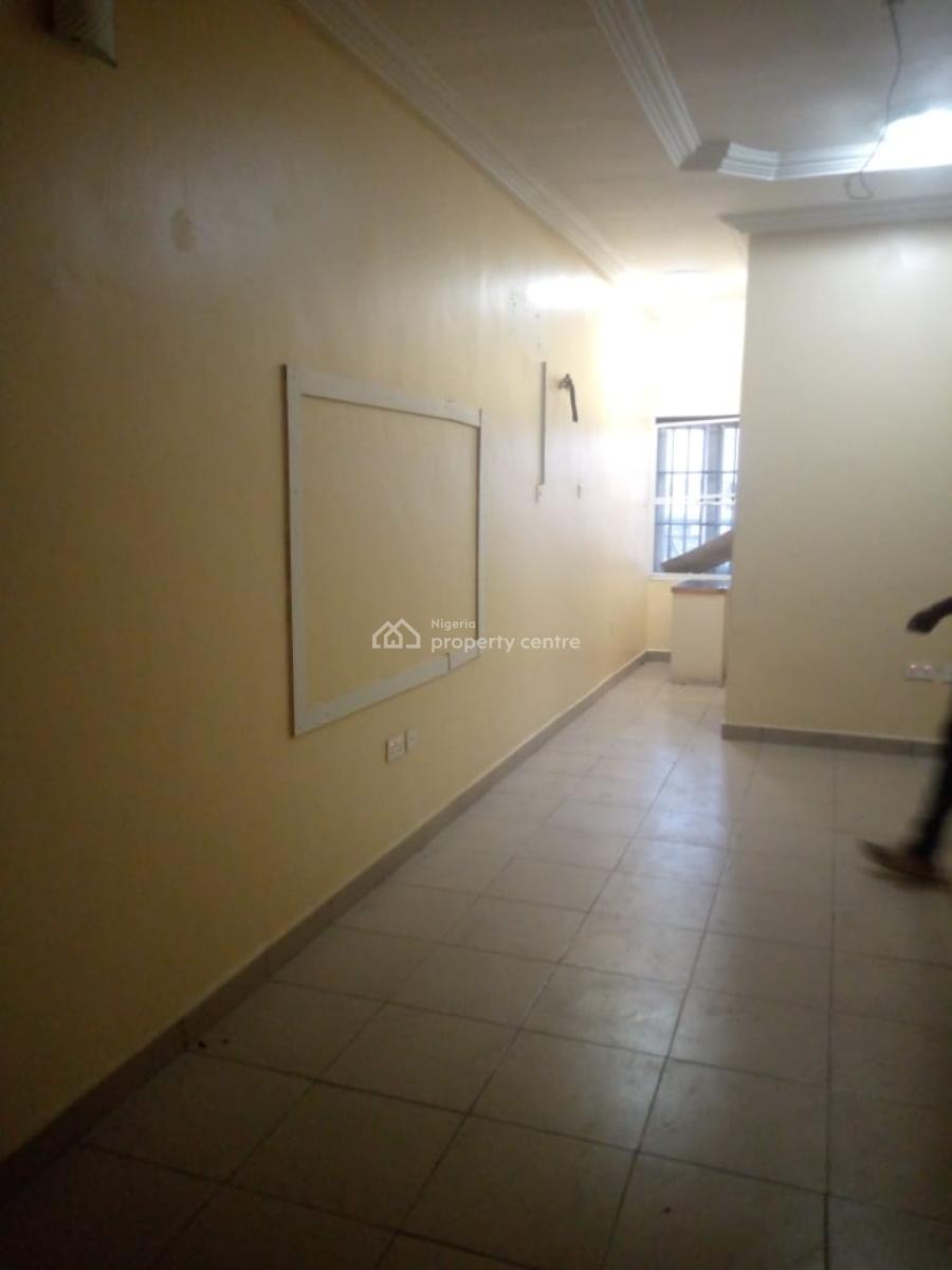 Very Sharp and Standard 2 Bedroom Apartment  Upstairs, Besides Sapphire Grill Ologunfe,, Awoyaya, Ibeju Lekki, Lagos, Flat / Apartment for Rent