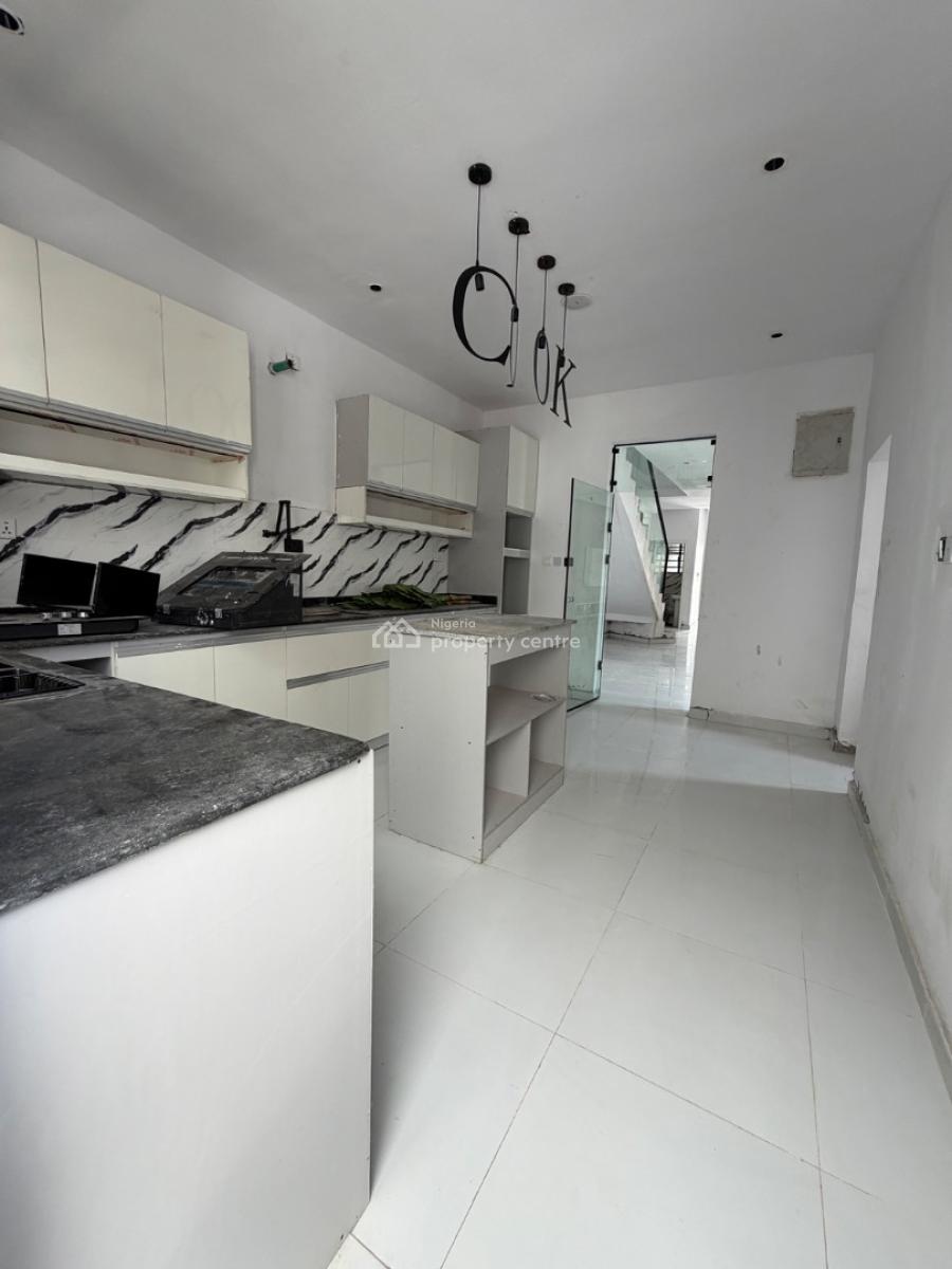 a Standard Semi Detached Duplex with Bq, Sangotedo Axis, Lekki Phase 2, Lekki, Lagos, Semi-detached Duplex for Sale