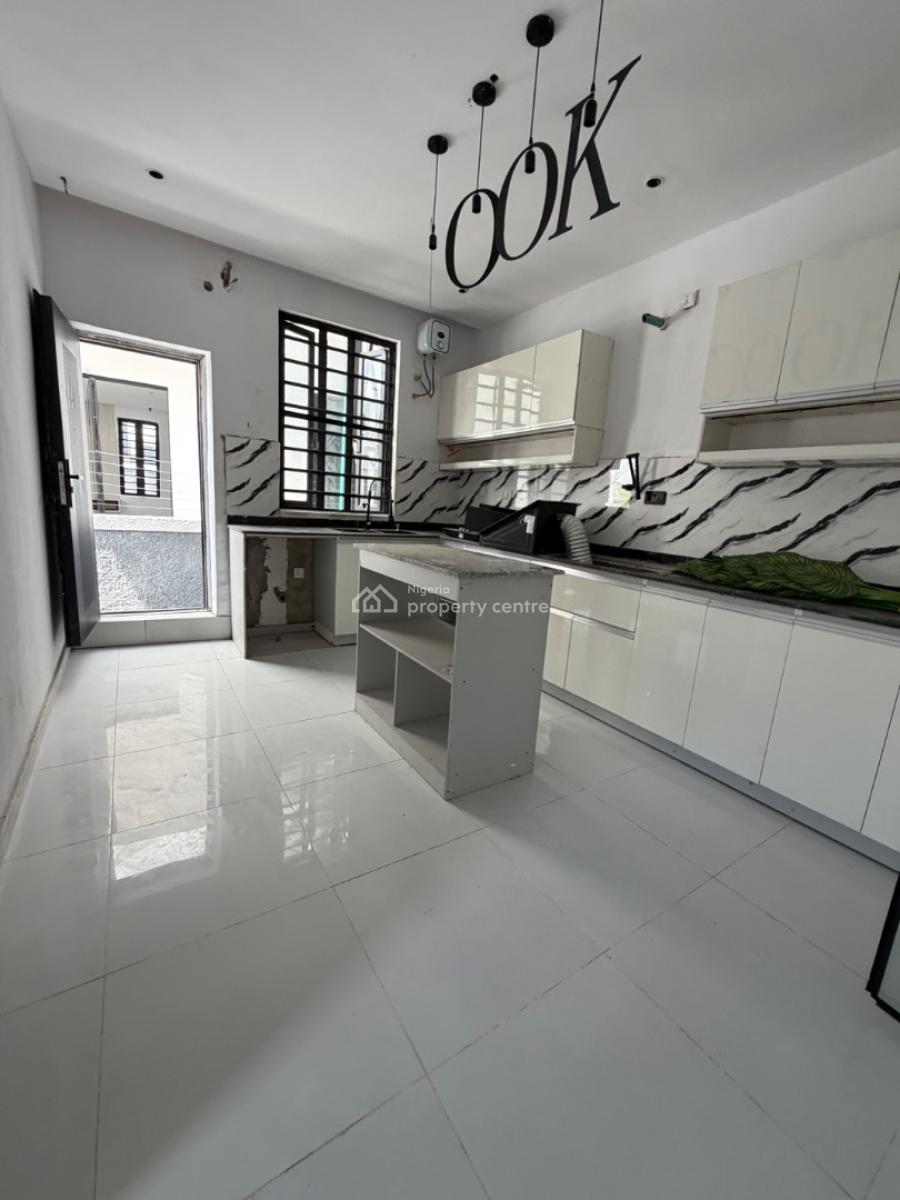 a Standard Semi Detached Duplex with Bq, Sangotedo Axis, Lekki Phase 2, Lekki, Lagos, Semi-detached Duplex for Sale