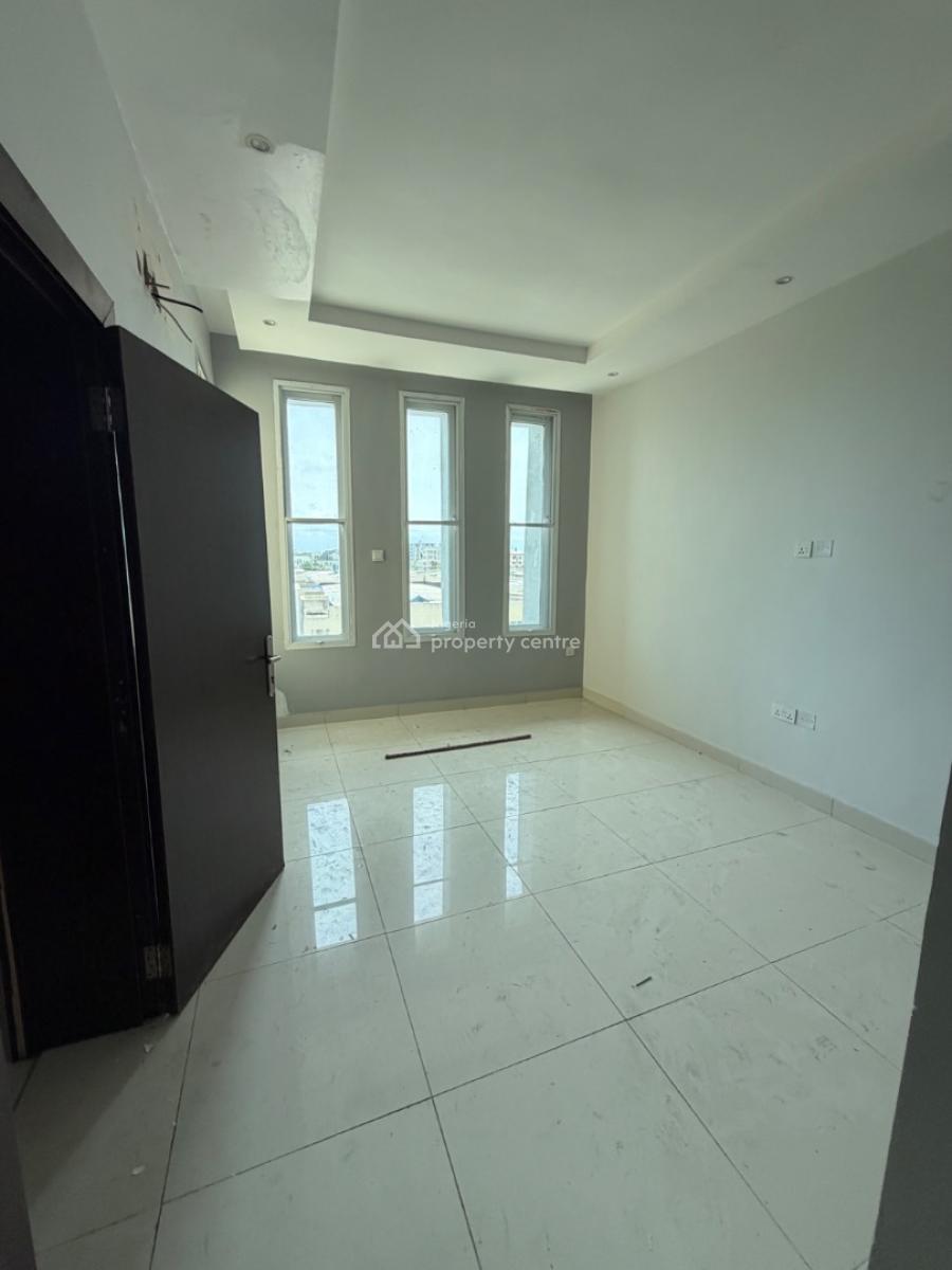a Spacious 3bedroom Apartment, Sangotedo, Lekki Phase 2, Lekki, Lagos, Flat / Apartment for Sale