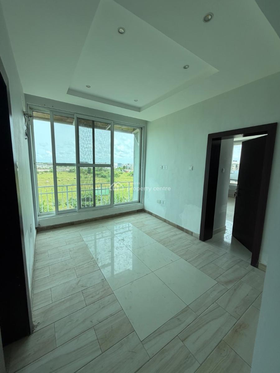 a Spacious 3bedroom Apartment, Sangotedo, Lekki Phase 2, Lekki, Lagos, Flat / Apartment for Sale