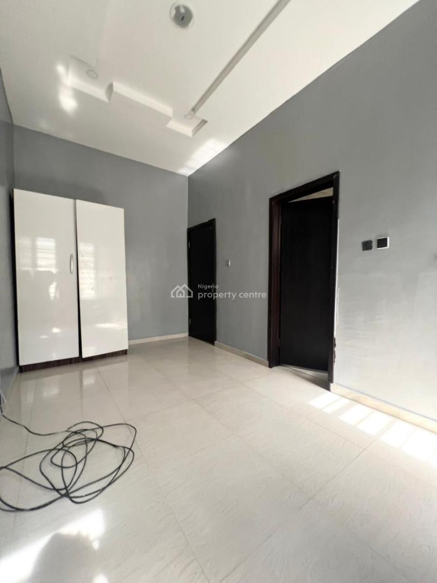 Luxury Self Compound 4 Bedroom Semi Detached Duplex with Bq, Ologolo Lekki, Ologolo, Lekki, Lagos, Detached Duplex for Rent