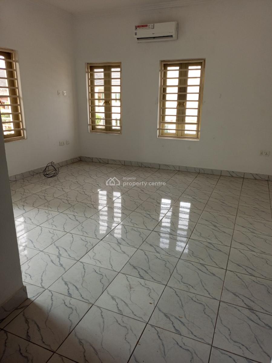 Sharp 3bedroom with Bq, Acs Serviced, Serene Area, Ikate Elegushi, Lekki, Lagos, Flat / Apartment for Rent