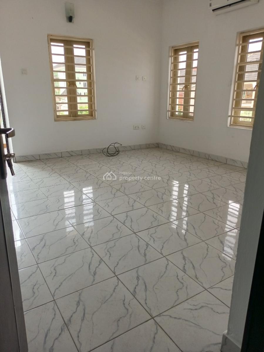 Sharp 3bedroom with Bq, Acs Serviced, Serene Area, Ikate Elegushi, Lekki, Lagos, Flat / Apartment for Rent