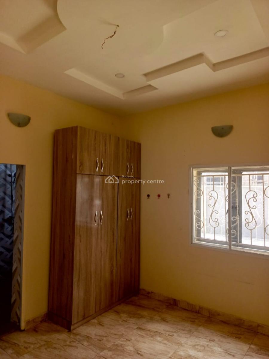 3 Bedrooms Semi-detached Duplex Penthouse with a Selfcontain Bq., Leisure, Phase 1 of Leisure Court 2 Sabon Lugbe,  Fct-abuja., Sabon Lugbe, Lugbe District, Abuja, Semi-detached Duplex for Sale