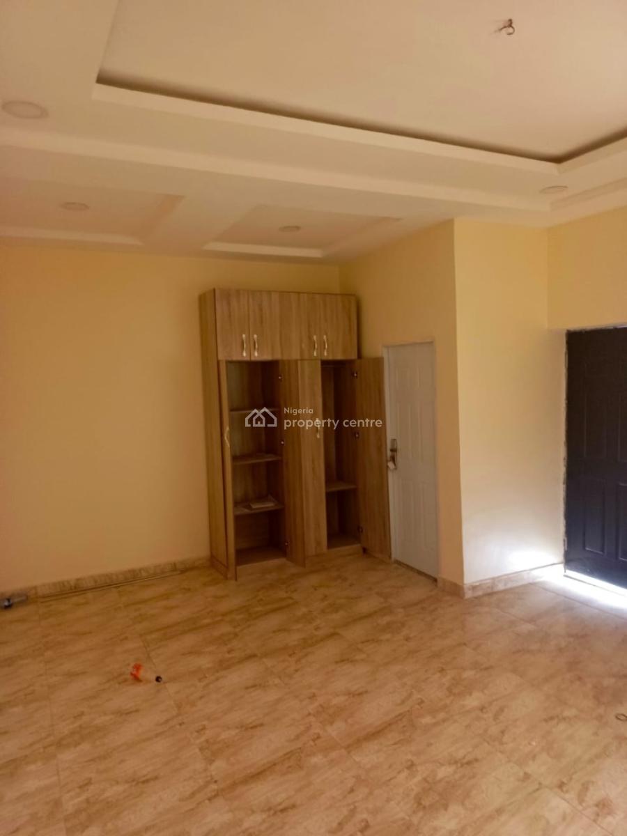 3 Bedrooms Semi-detached Duplex Penthouse with a Selfcontain Bq., Leisure, Phase 1 of Leisure Court 2 Sabon Lugbe,  Fct-abuja., Sabon Lugbe, Lugbe District, Abuja, Semi-detached Duplex for Sale