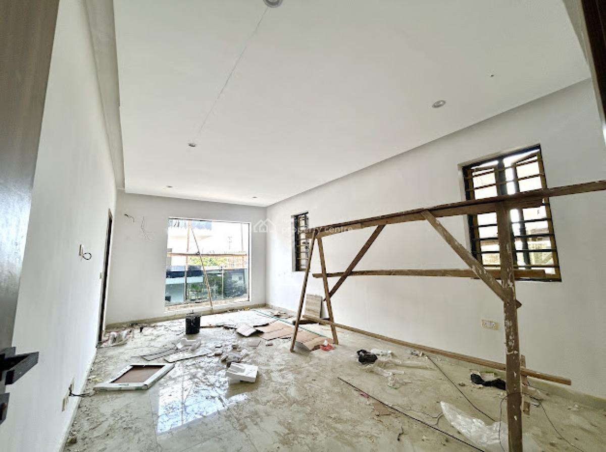Cornerpiece 4 Bedroom Terrace Duplex on 2 Floors, Lekki Phase 1, Lekki, Lagos, Terraced Duplex for Sale