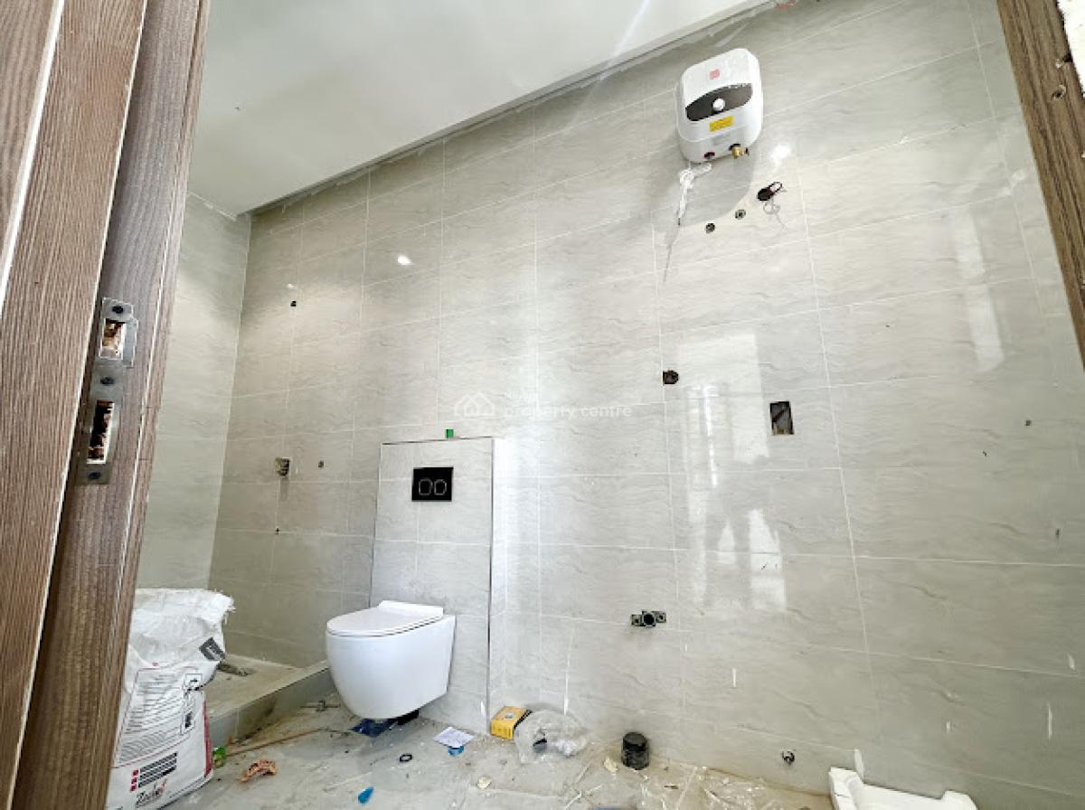 Cornerpiece 4 Bedroom Terrace Duplex on 2 Floors, Lekki Phase 1, Lekki, Lagos, Terraced Duplex for Sale