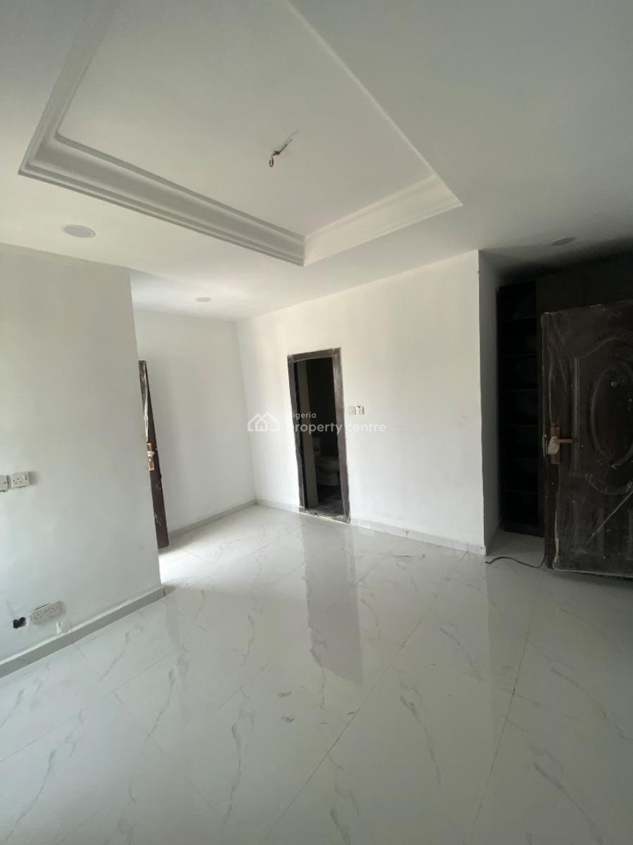 Magnificent Two Bedroom Apartment, in an Estate Close to Blenco Supermarket Sangotedo, Ajah, Lagos, Flat / Apartment for Rent