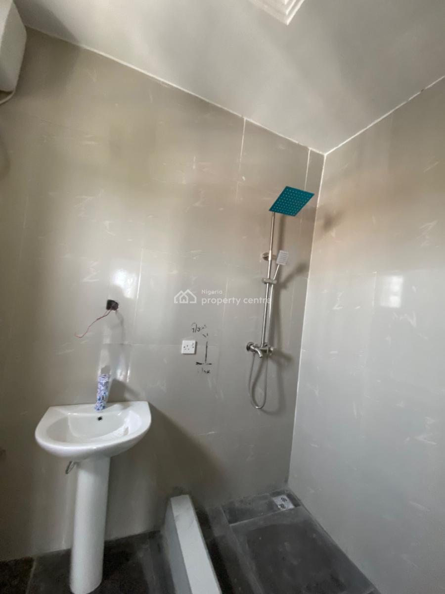 Magnificent Two Bedroom Apartment, in an Estate Close to Blenco Supermarket Sangotedo, Ajah, Lagos, Flat / Apartment for Rent