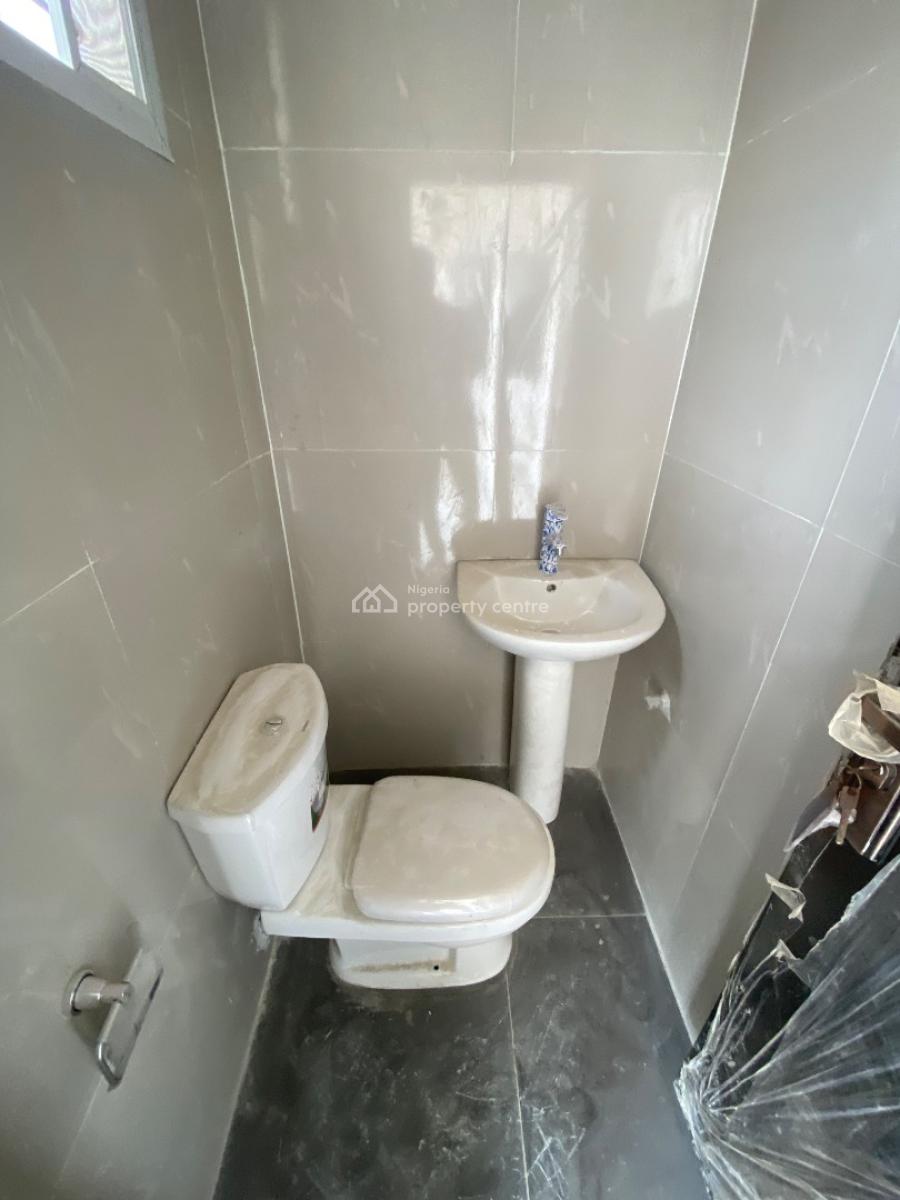 Magnificent Two Bedroom Apartment, in an Estate Close to Blenco Supermarket Sangotedo, Ajah, Lagos, Flat / Apartment for Rent
