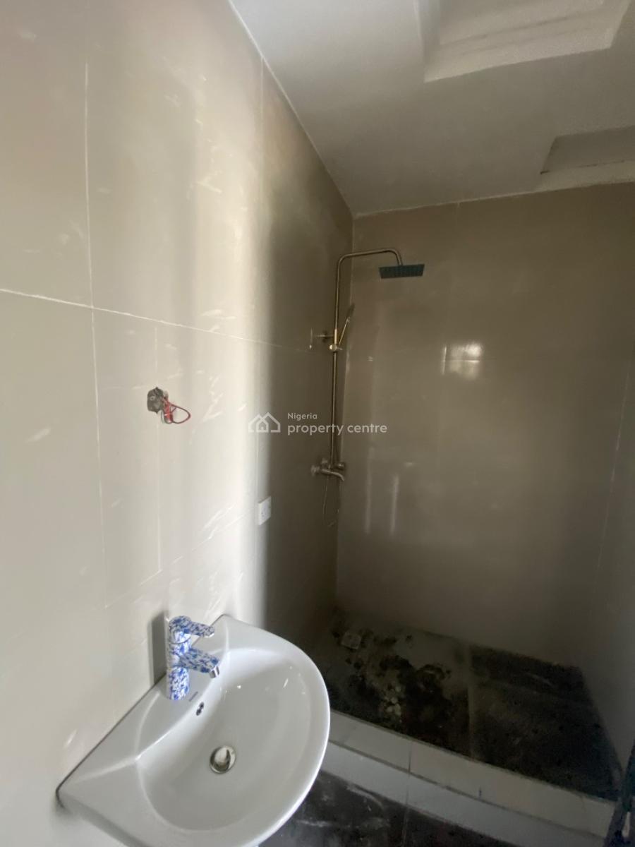 Magnificent Two Bedroom Apartment, in an Estate Close to Blenco Supermarket Sangotedo, Ajah, Lagos, Flat / Apartment for Rent