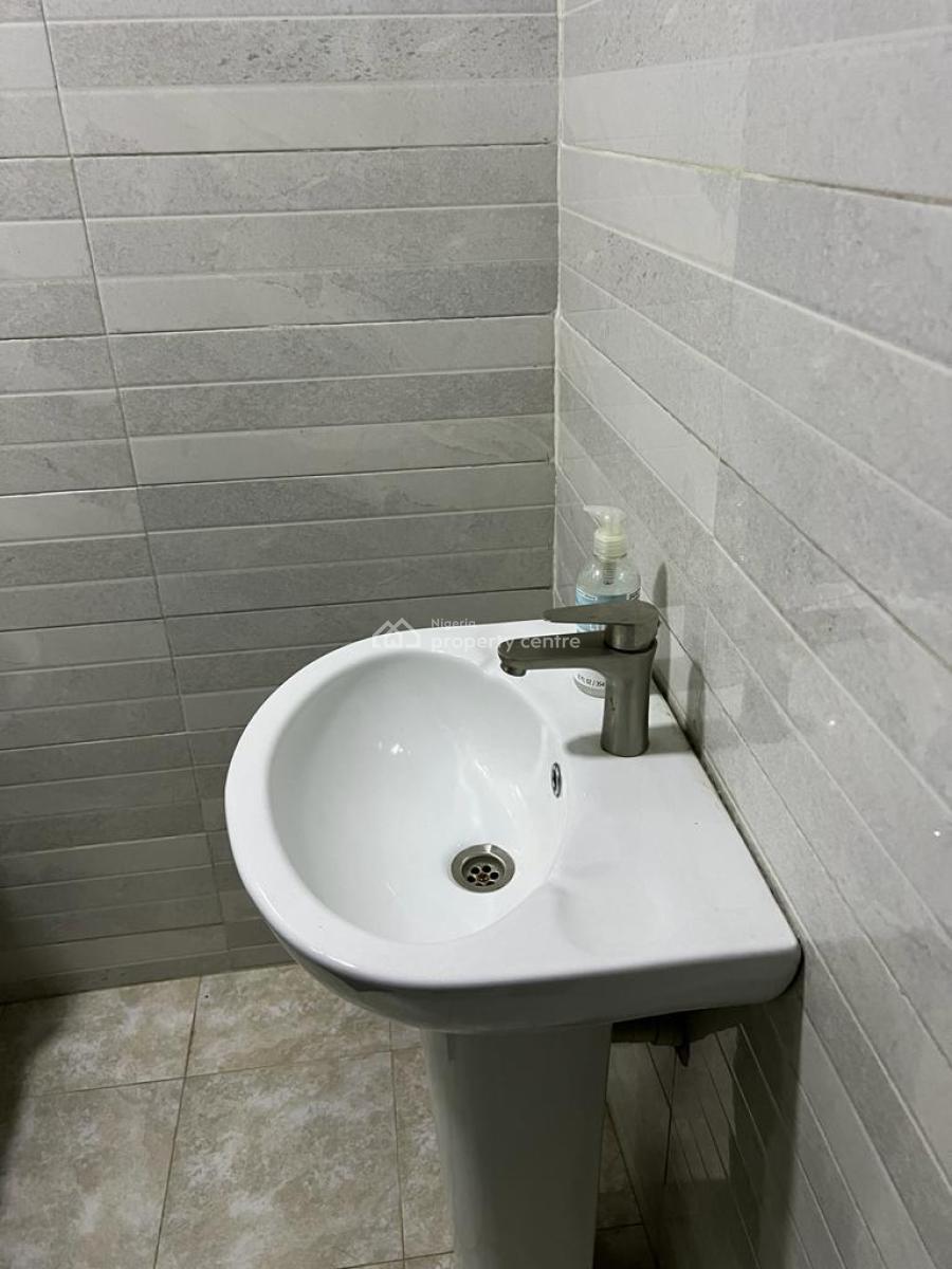 Fully Furnished 1 Bedrooom, Freedom Way, Lekki Phase 1, Lekki, Lagos, Mini Flat (room and Parlour) for Rent