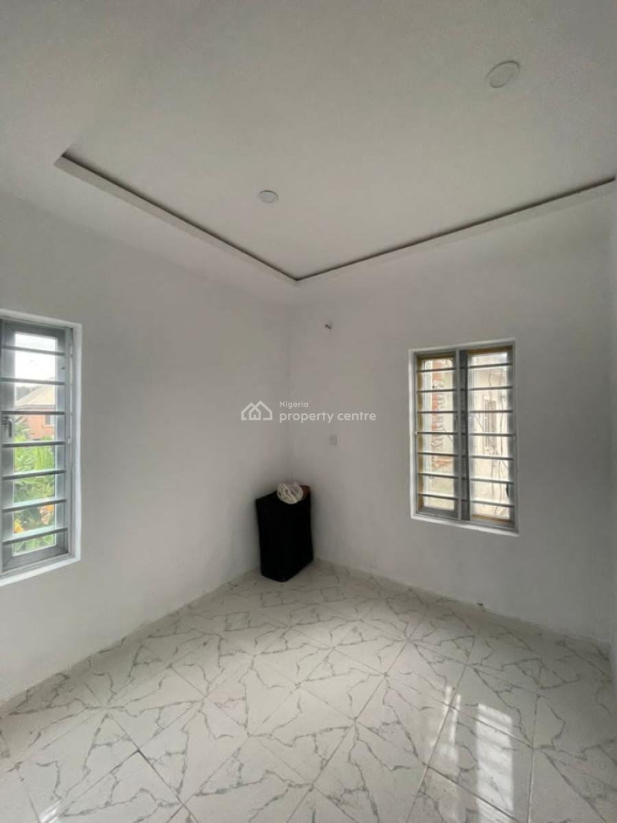Newly Built 2 Bedroom Upstairs Apartment, United Estate, Sangotedo, Ajah, Lagos, Flat / Apartment for Rent
