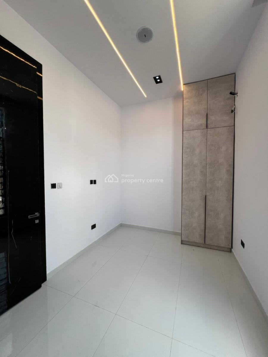 Spacious Luxury 5 Bedroom Fully Detached Duplex with Bq, Ikota, Lekki, Lagos, Detached Duplex for Sale