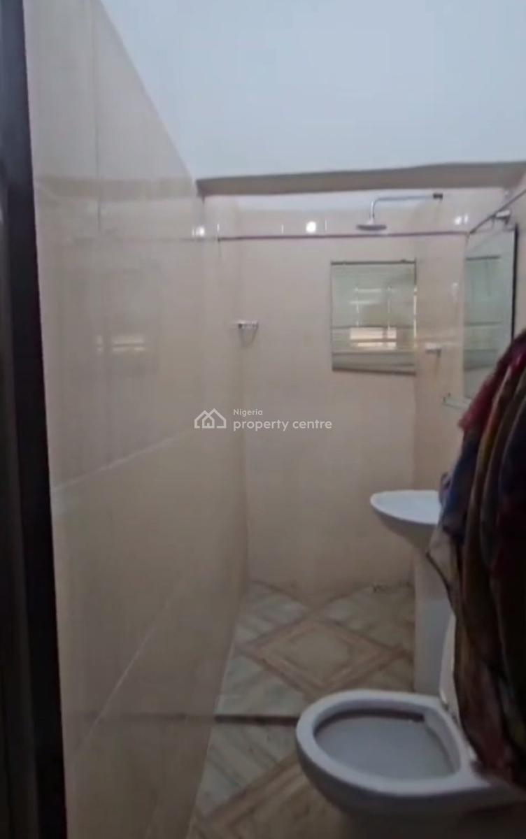 Decent Spacious Service Three Bedroom Apartment, Obele Estate Off Ogunlana Drive Junction, Surulere, Lagos, Flat / Apartment for Sale