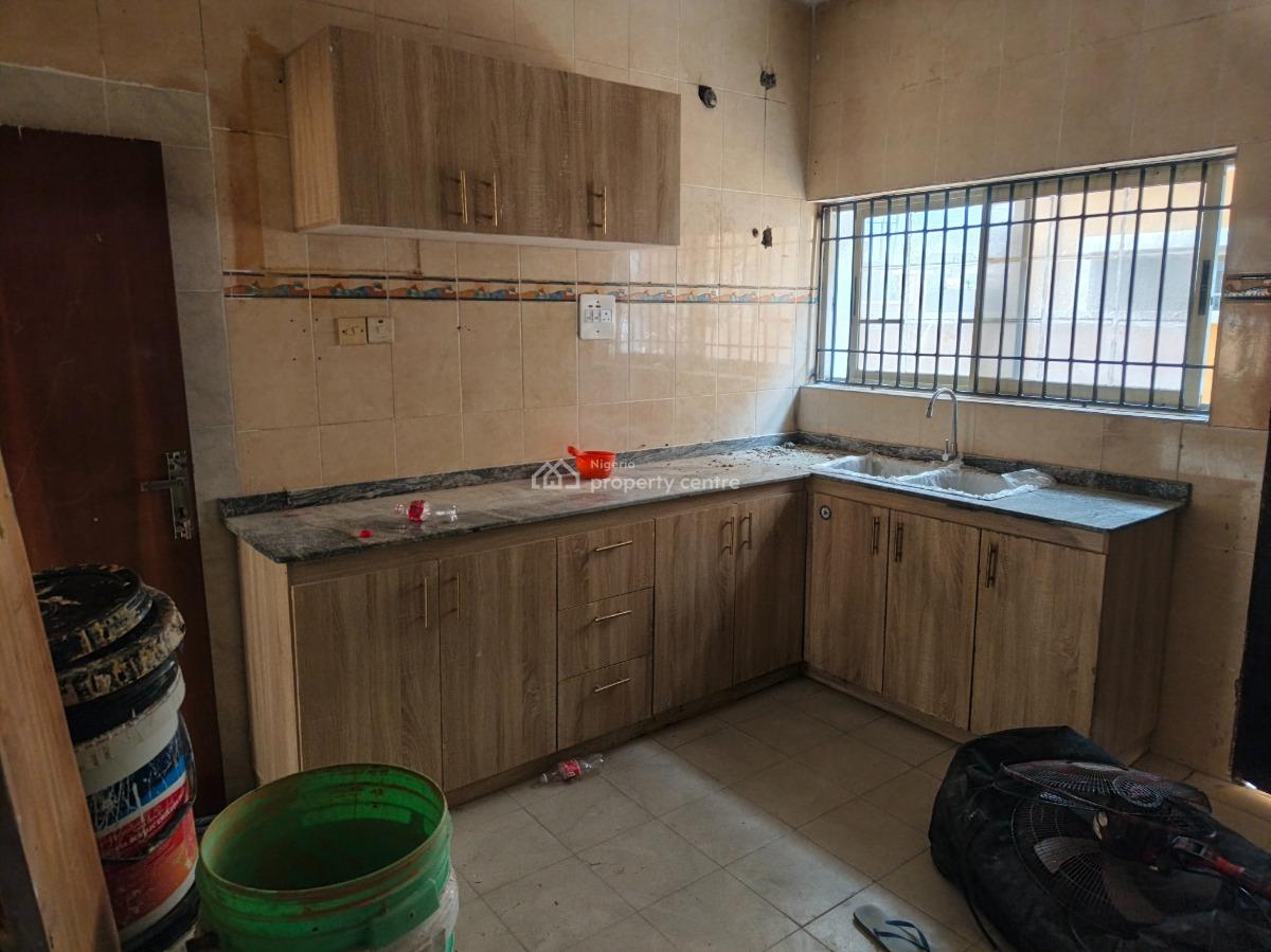Luxury 2bedroom Apartment, New Alpha Beach Road, Lekki, Lekki, Lagos, Flat / Apartment for Rent