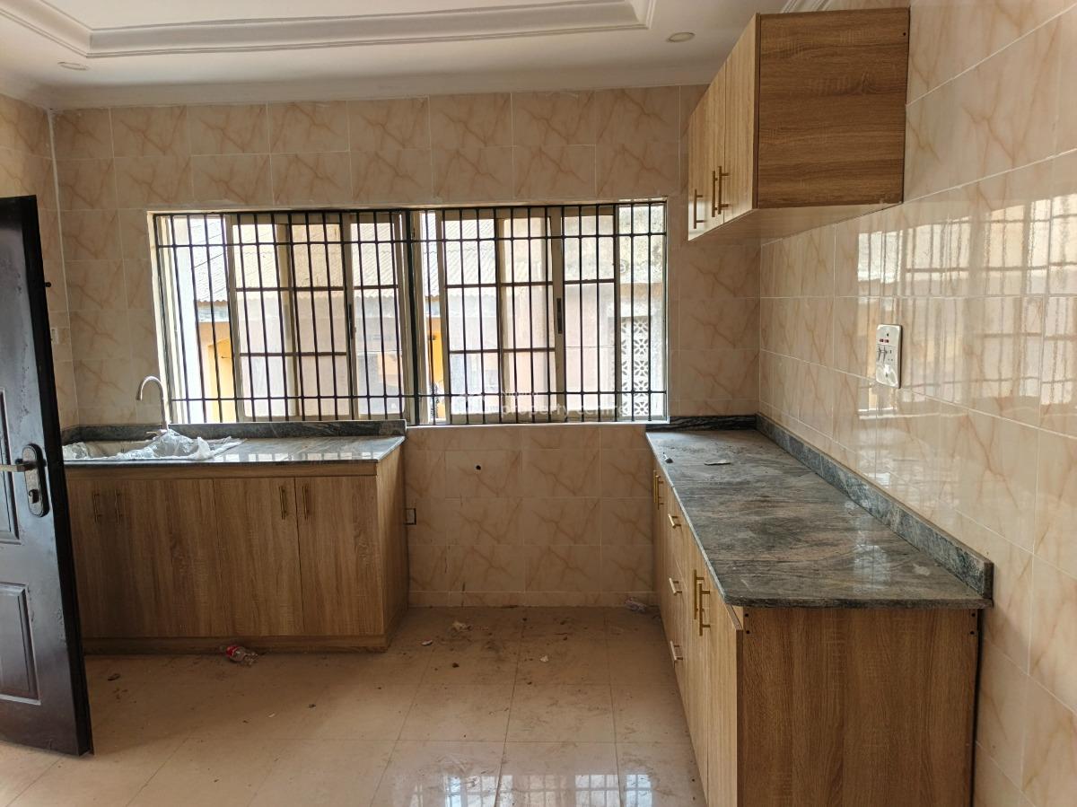 Luxury 2bedroom Apartment, New Alpha Beach Road, Lekki, Lekki, Lagos, Flat / Apartment for Rent