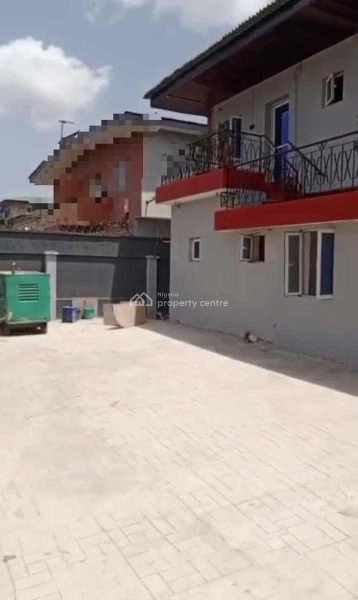 Service Spacious Three Bedroom Apartment, Gra, Gbagada Phase 1, Gbagada, Lagos, Flat / Apartment for Rent