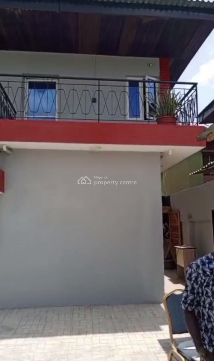 Service Spacious Three Bedroom Apartment, Gra, Gbagada Phase 1, Gbagada, Lagos, Flat / Apartment for Rent