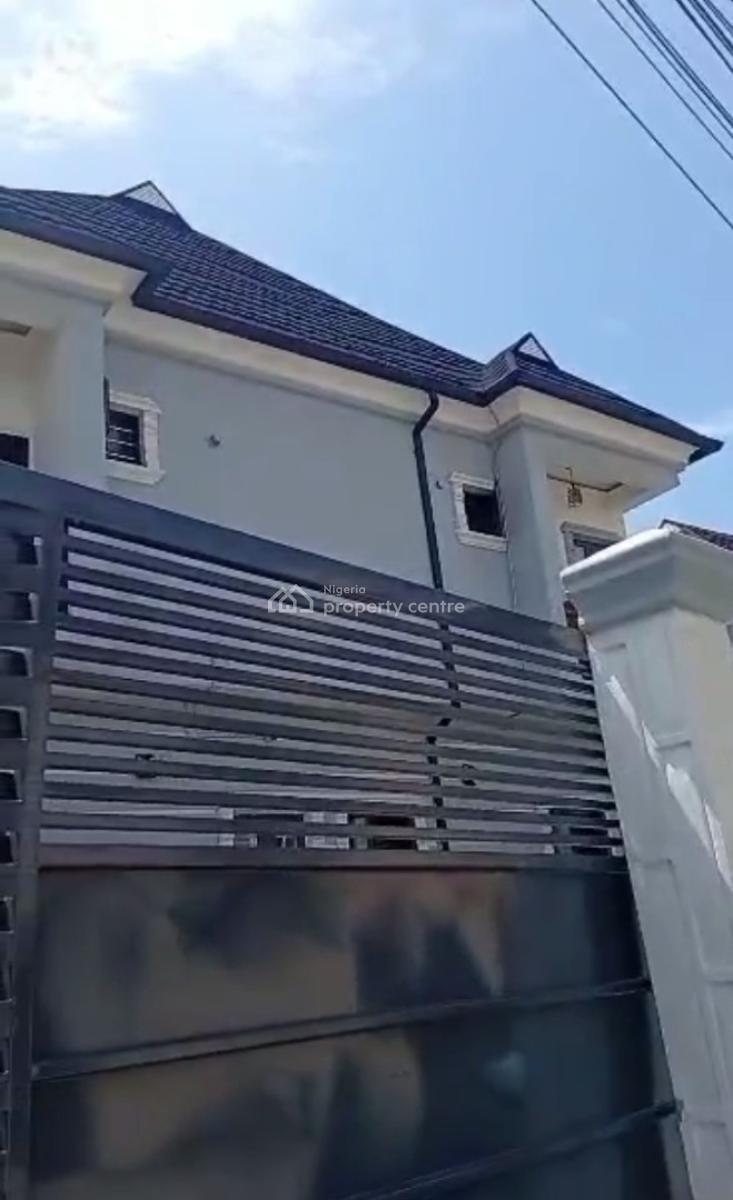 Relatively New Spacious 4 Bedroom Semi-detached Duplex, Gbagada, Lagos, Semi-detached Duplex for Rent
