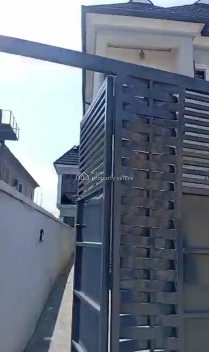 Relatively New Spacious 4 Bedroom Semi-detached Duplex, Gbagada, Lagos, Semi-detached Duplex for Rent
