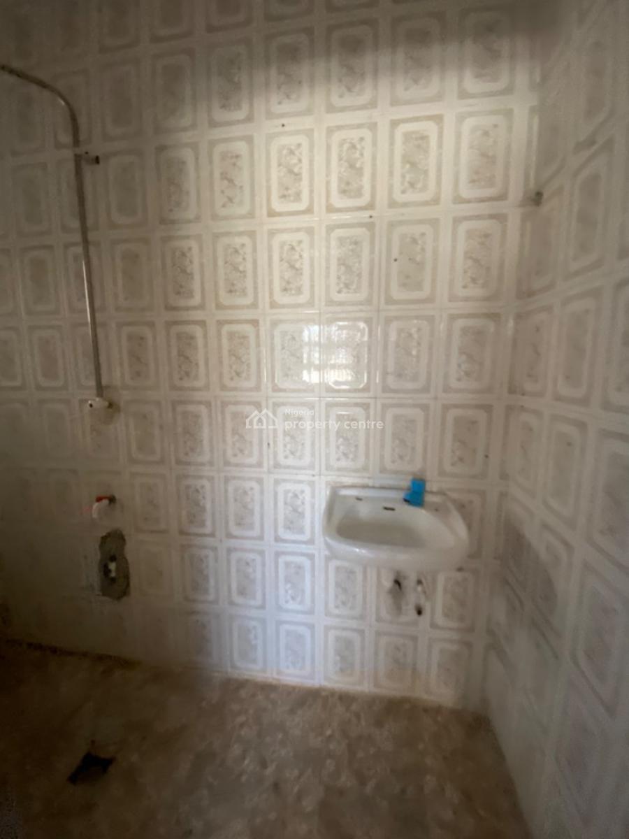 Spacious Studio Apartment in Lekki Phase1, Off Evercare Hospital Lekki Phase1, Lekki Phase 1, Lekki, Lagos, Self Contain (single Rooms) for Rent