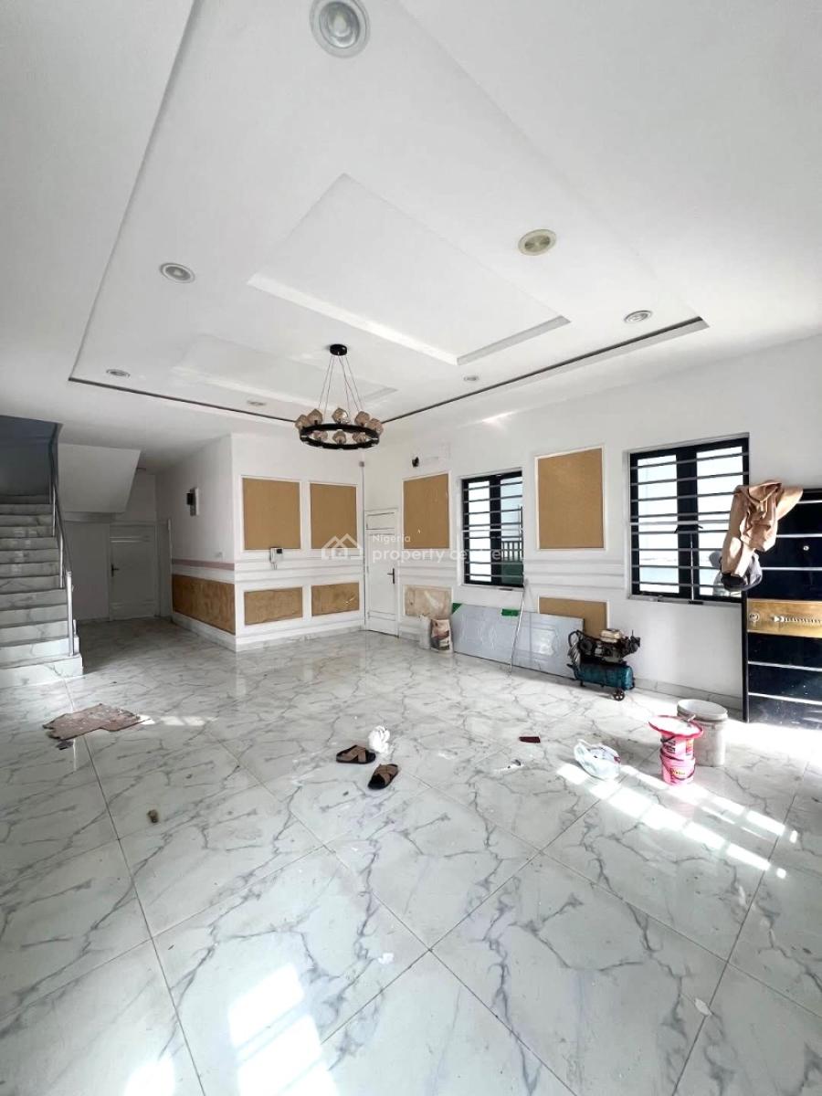 𝐌𝐀𝐈𝐍𝐓𝐀𝐈𝐍𝐄𝐃 5 𝐁𝐄𝐃𝐑𝐎𝐎𝐌 𝐃𝐄𝐓𝐀𝐂𝐇𝐄𝐃 𝐃𝐔𝐏𝐋𝐄𝐗, Chevron, Lekki, Lekki Phase 2, Lekki, Lagos, Detached Duplex for Rent