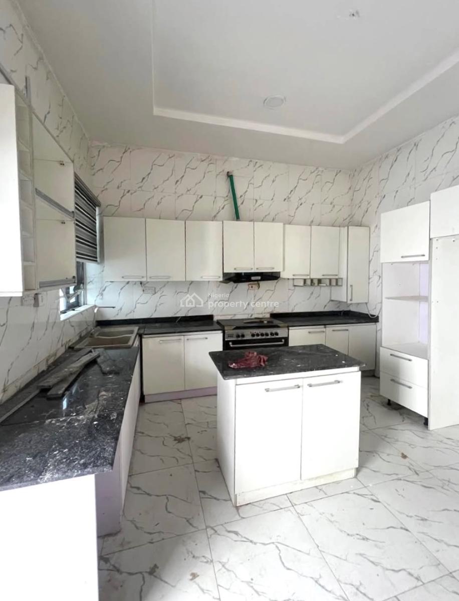 𝐌𝐀𝐈𝐍𝐓𝐀𝐈𝐍𝐄𝐃 5 𝐁𝐄𝐃𝐑𝐎𝐎𝐌 𝐃𝐄𝐓𝐀𝐂𝐇𝐄𝐃 𝐃𝐔𝐏𝐋𝐄𝐗, Chevron, Lekki, Lekki Phase 2, Lekki, Lagos, Detached Duplex for Rent