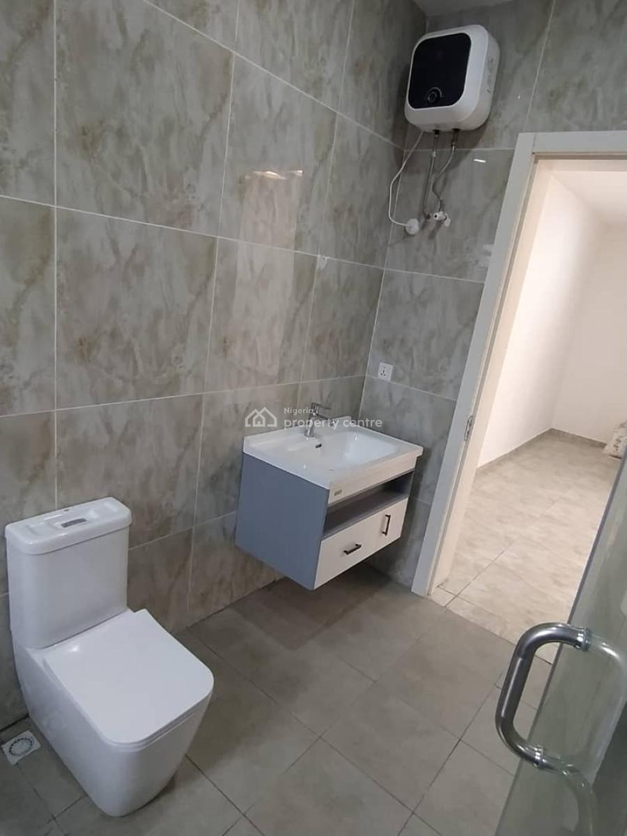 Luxury 4 Bedroom Terraced with a Bq, Lekki Phase 1, Lekki, Lagos, Terraced Duplex for Rent