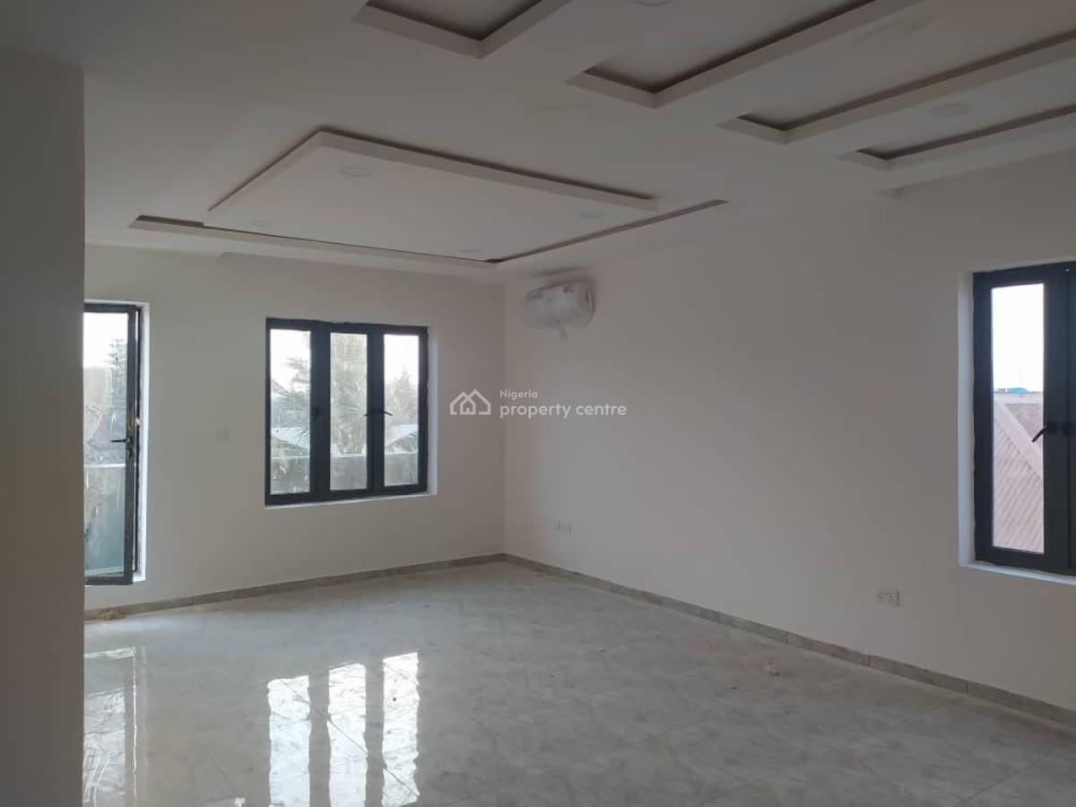 Luxury 4 Bedroom Terraced with a Bq, Lekki Phase 1, Lekki, Lagos, Terraced Duplex for Rent