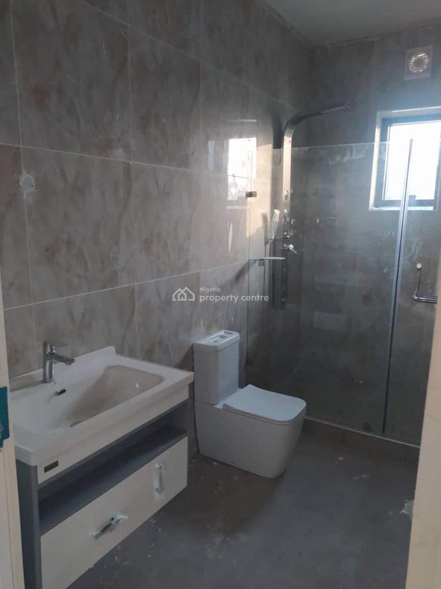 Luxury 4 Bedroom Terraced with a Bq, Lekki Phase 1, Lekki, Lagos, Terraced Duplex for Rent