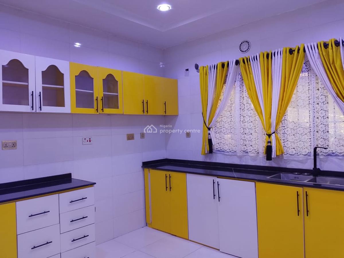 Spacious 3-bedroom Detached Duplex + Extra Room, Wuye, Abuja, Semi-detached Duplex for Rent