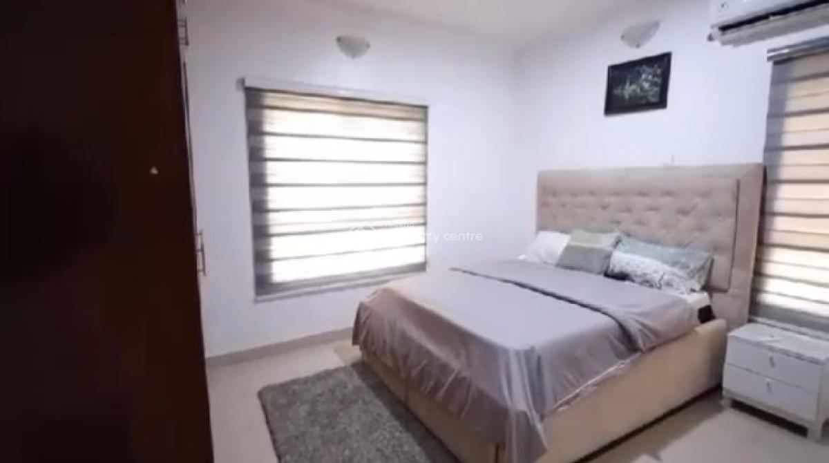 Fully Serviced & Furnished 3 Bedroom Apartment with 24hrs Power, Milverton Estate, Osapa, Lekki, Lagos, Flat / Apartment for Rent
