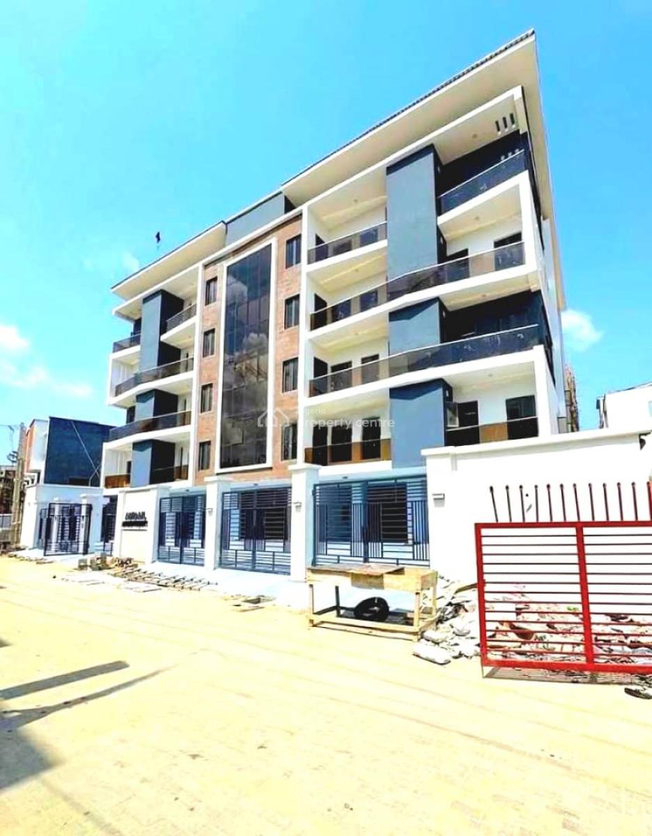 Newly Built 4 Bedroom Flat, Off Admiralty Way, Lekki Phase 1, Lekki, Lagos, Flat / Apartment for Rent