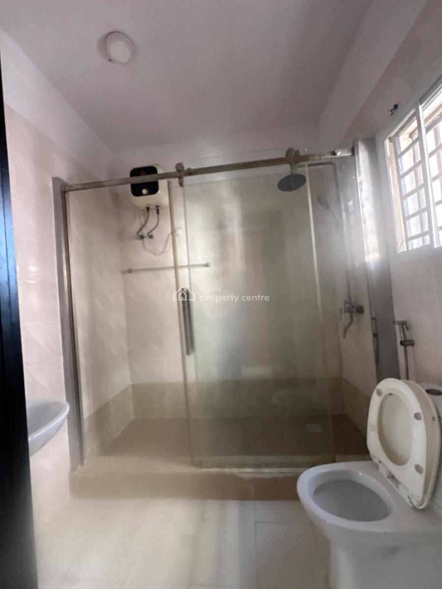 5bedrooms Semi Detached with 2 Rooms Bq Available, Lekki Phase 1, Lekki, Lagos, Semi-detached Duplex for Rent