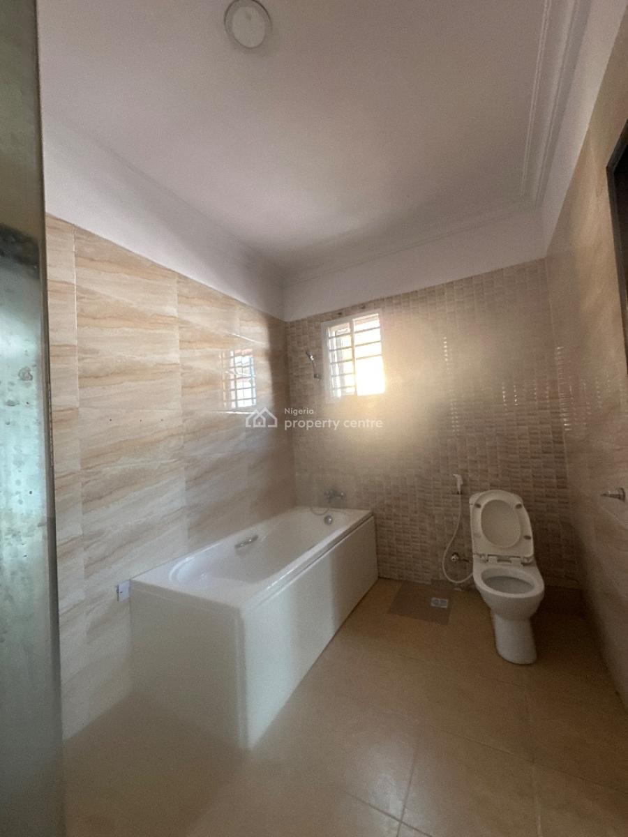 5bedrooms Semi Detached with 2 Rooms Bq Available, Lekki Phase 1, Lekki, Lagos, Semi-detached Duplex for Rent