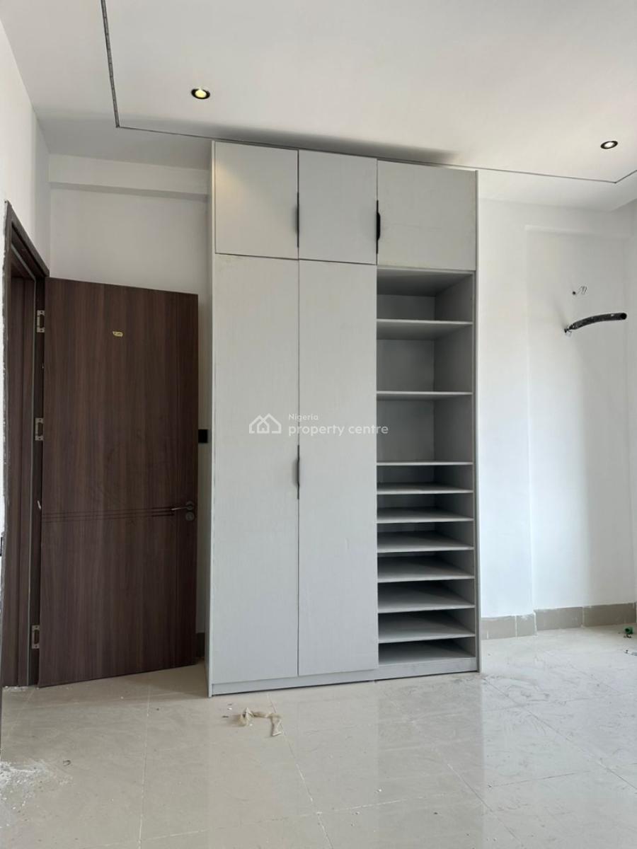 Beautifully Finished  Spacious 2 Bedroom Apartment, Ikate Elegushi, Lekki, Lagos, Flat / Apartment for Sale