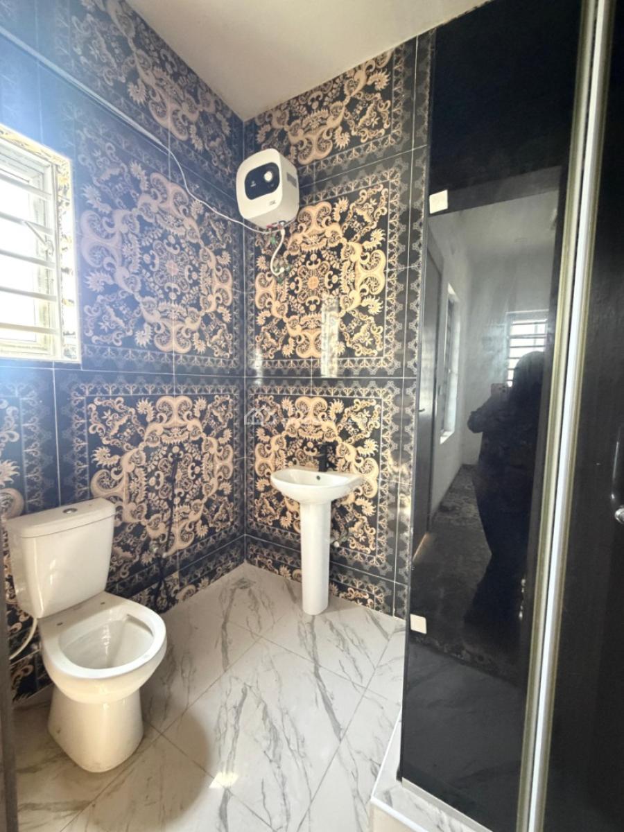 Gorgeous 2 Bedroom Apartment, Ajah, Lagos, Flat / Apartment for Sale