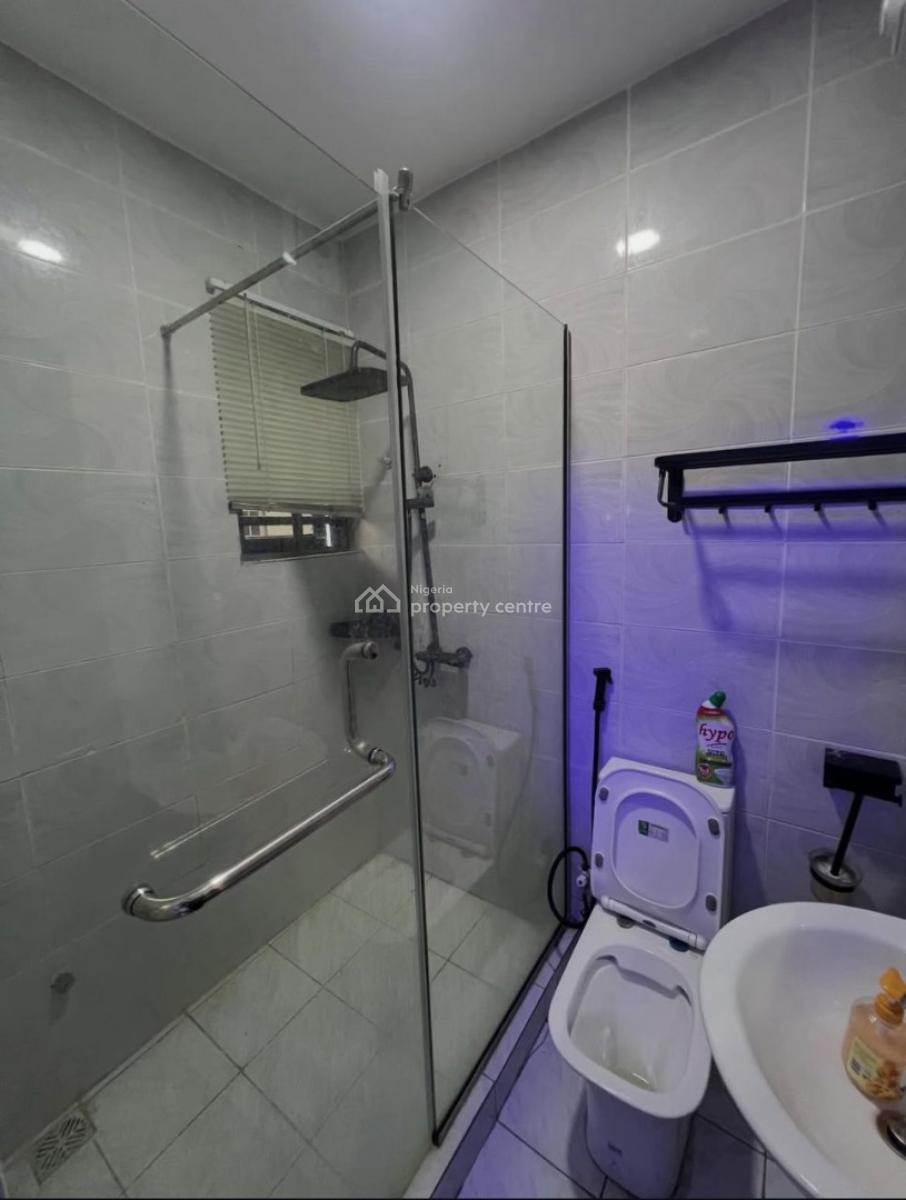 Furnished 2 Bedroom Apartment (2nd Floor), Ologolo, Lekki, Ologolo, Lekki, Lagos, Flat / Apartment for Rent