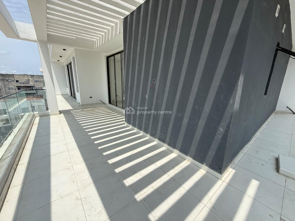 Serviced 3 Bedroom Penthouse with Elevator, Swimming Pool and Gym, Ikate By Lekki Phase 1, Ikate, Lekki, Lagos, Block of Flats for Sale