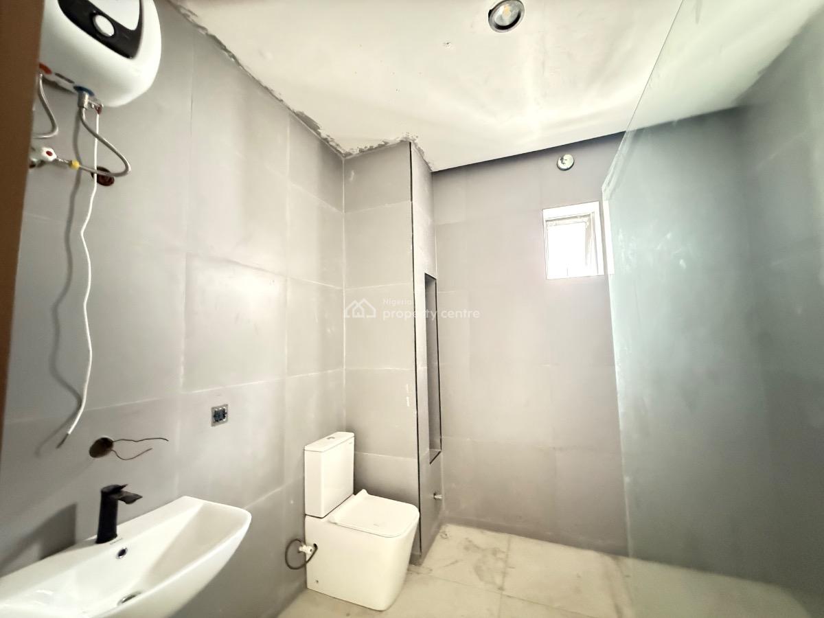 Serviced 3 Bedroom Penthouse with Elevator, Swimming Pool and Gym, Ikate By Lekki Phase 1, Ikate, Lekki, Lagos, Block of Flats for Sale