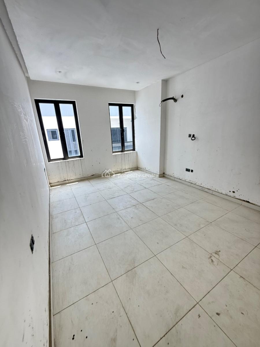 Serviced 3 Bedroom Penthouse with Elevator, Swimming Pool and Gym, Ikate By Lekki Phase 1, Ikate, Lekki, Lagos, Block of Flats for Sale