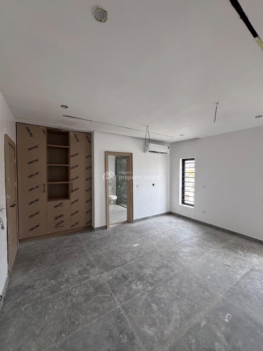 Beautiful Four (4) Bedroom Terraced Duplex, Lekki Phase 1, Lekki, Lagos, Terraced Duplex for Sale