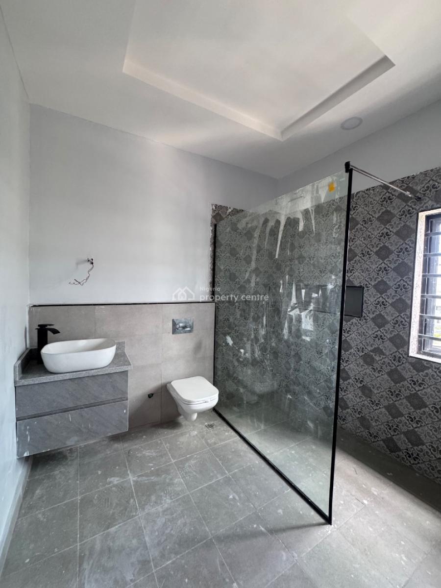Beautiful Four (4) Bedroom Terraced Duplex, Lekki Phase 1, Lekki, Lagos, Terraced Duplex for Sale