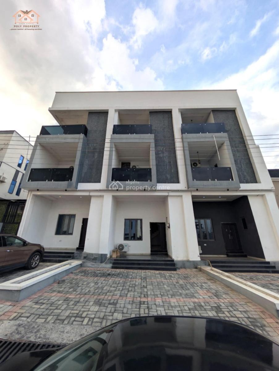 5-bedroom Triplex Built in Fotm of Terrace, Engr Lere Adigun Gra, Bashorun, Ibadan, Oyo, House for Sale
